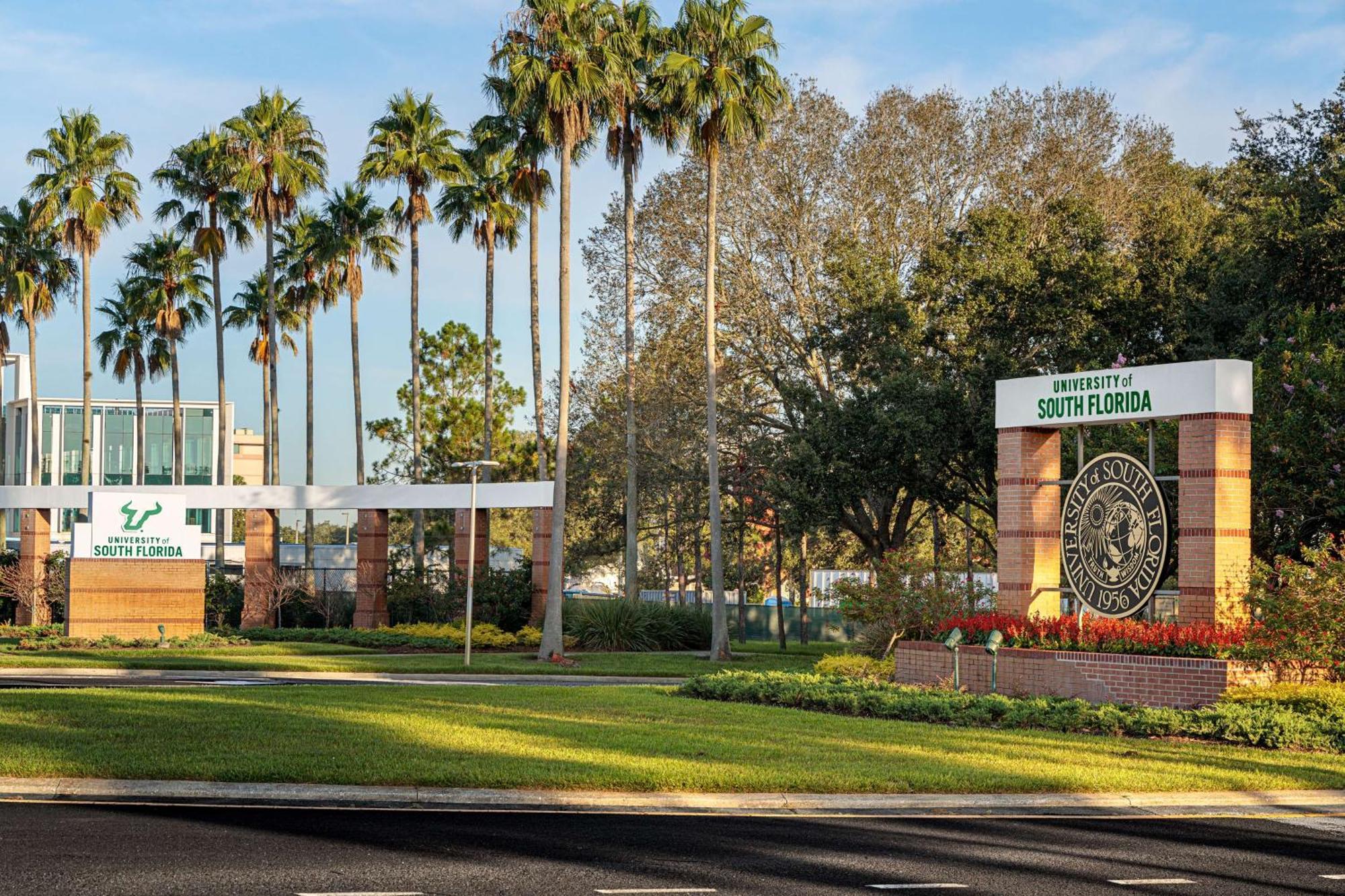 Hyatt Place Tampa Busch Gardens Exterior foto