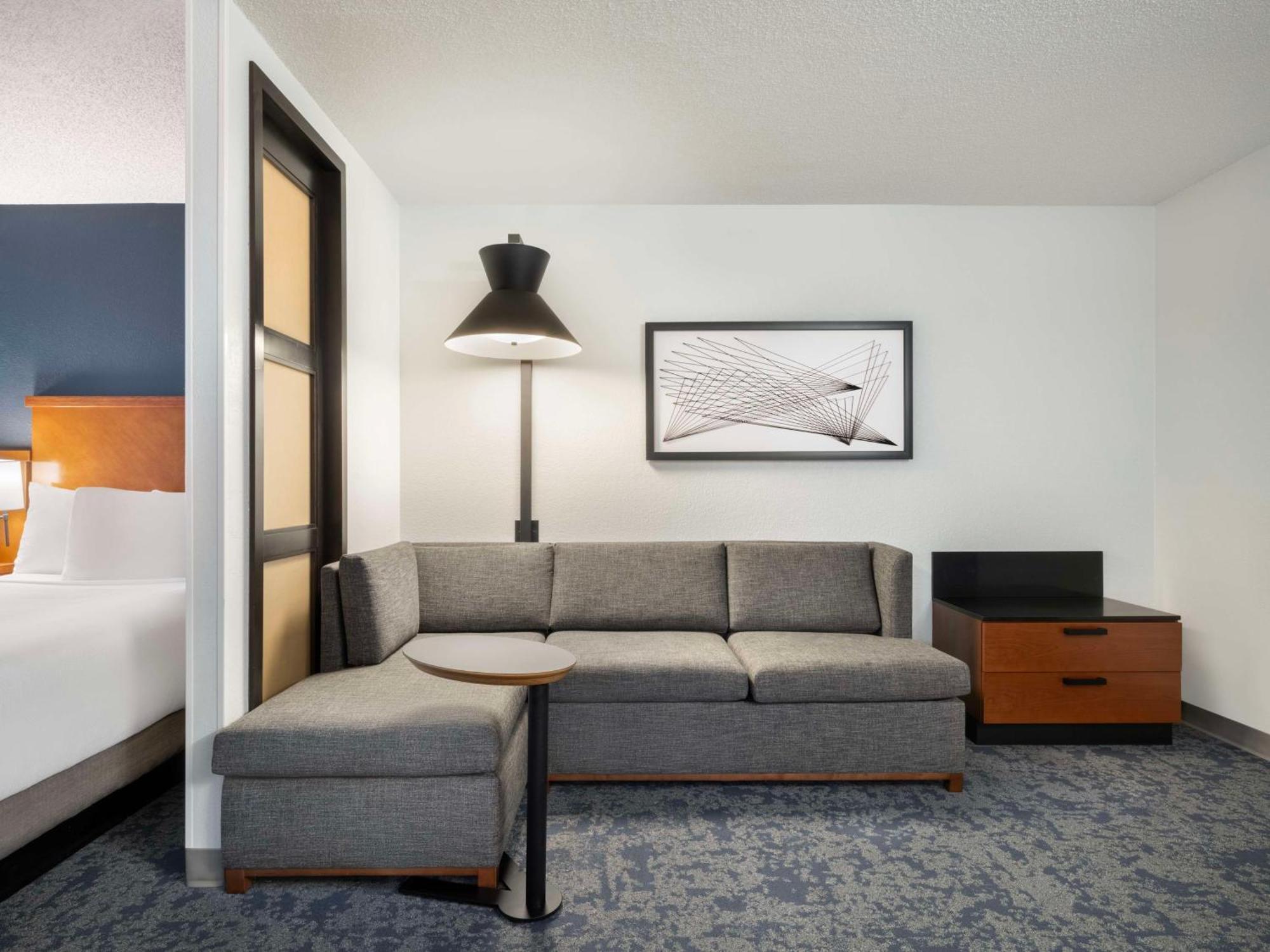 Hyatt Place Tampa Busch Gardens Exterior foto